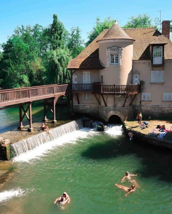 Beautiful F2 Apartment 5 Stops By Train From Paris Moret-sur-Loing Exterior photo